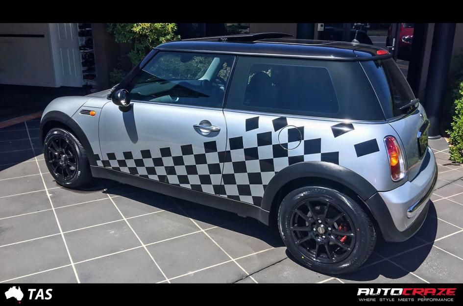 MINI-COOPER-CHALLENGE-BLACK